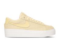 Nike W Blazer Low Platform Lemon Drop coconut Milk White DN0744 700