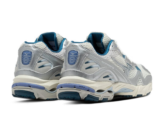 Mizuno Wave Rider 10 Arctic Ice Snow White D1GA243101