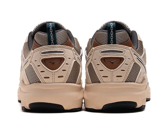 Mizuno MXR Vintage Khaki Summer Sand D1GA256202