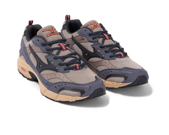 Mizuno MXR Vintage Khaki Black Sand Iron Gate D1GA2562 03