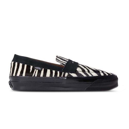 LX Loafer 53 Pony Hair Zebra VN000VASZBR1