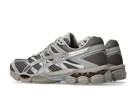 Gel Cumulus 16 Cocoa Powder Pure Silver 1203A733 201 ASICS Gel Cumulus 16 Cocoa Powder Pure Silver 1203A733 201