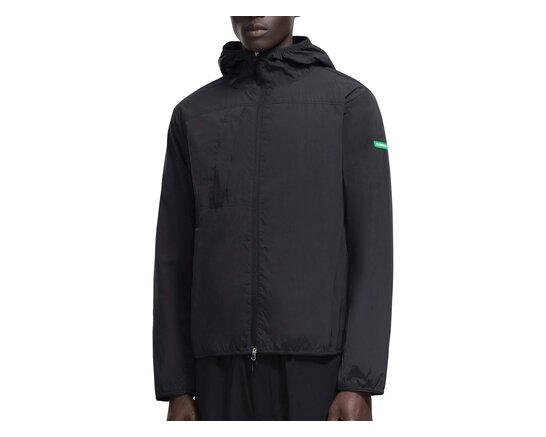 Flaneur Badge Classic Windbreaker Black FOUT209