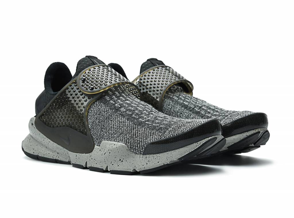 Nike Sock Dart SE Premium Black/White/University Red 859553 001 - Bruut Sneakers \u0026 Clothing Store