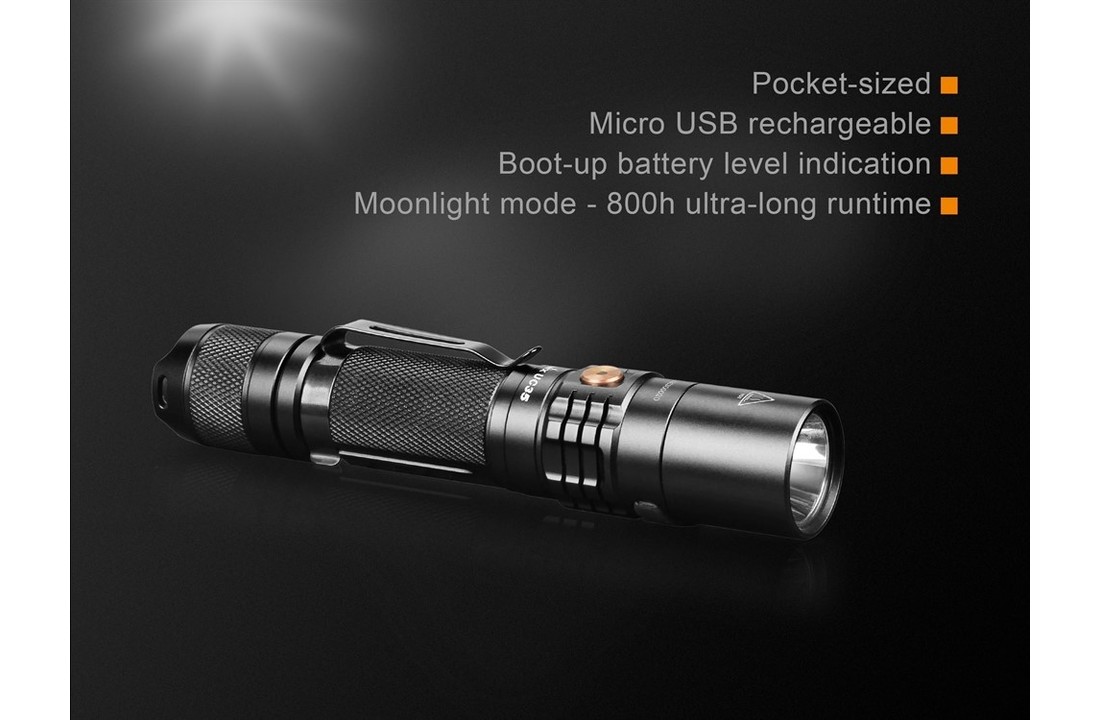 UC35 V2.0 USB Zaklamp / Flashlight (1000 lumen) incl Accu