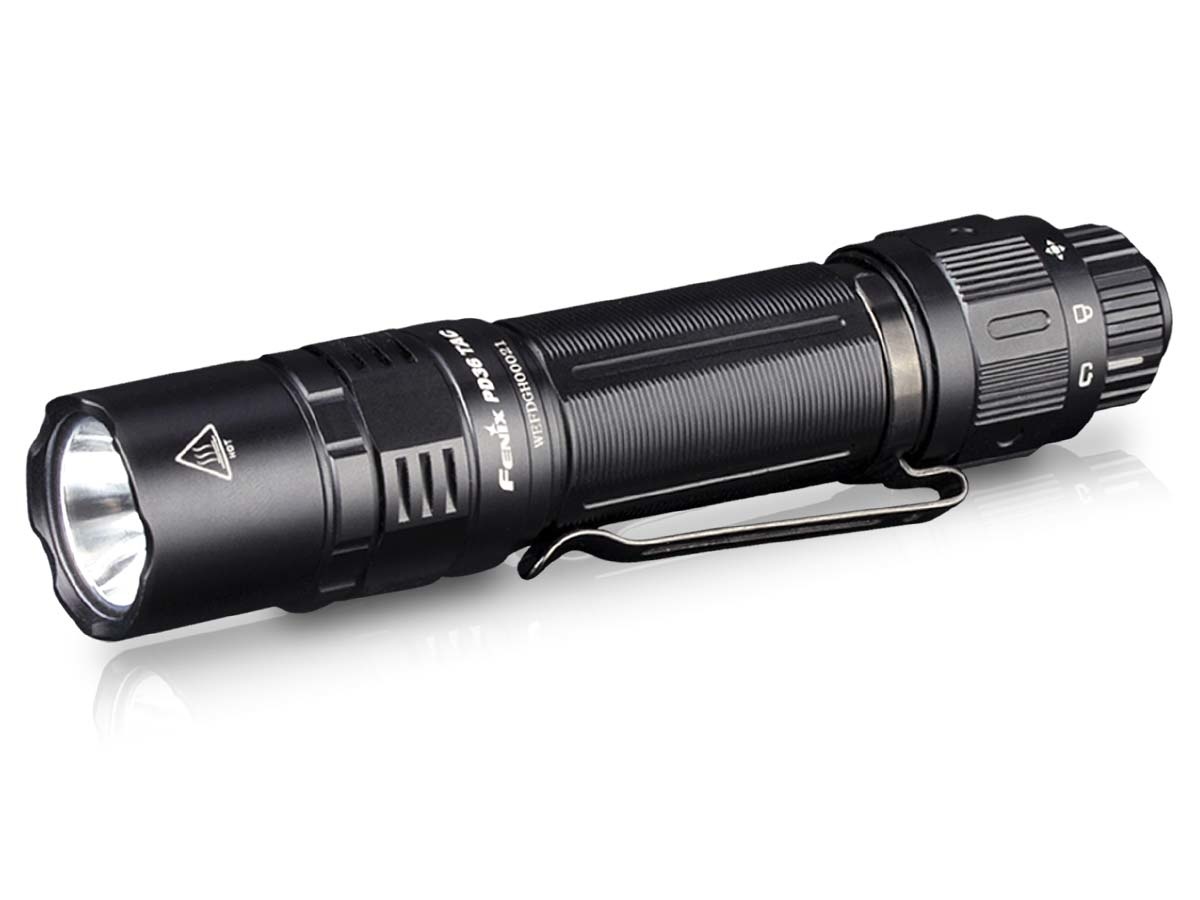 PD36TAC Zaklamp / Flashlight (3000 lumen) Incl. Accu