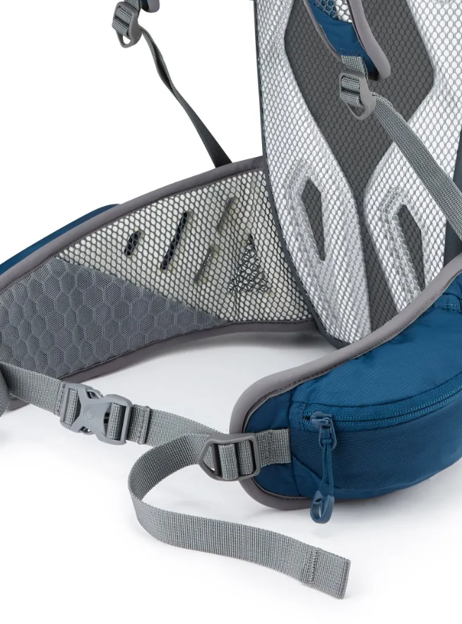 Aeon 20L Backpack Ink