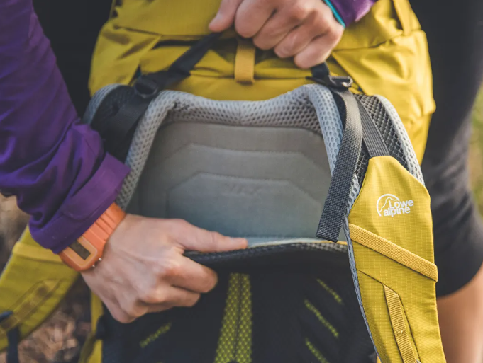 Aeon 20L Backpack Ink