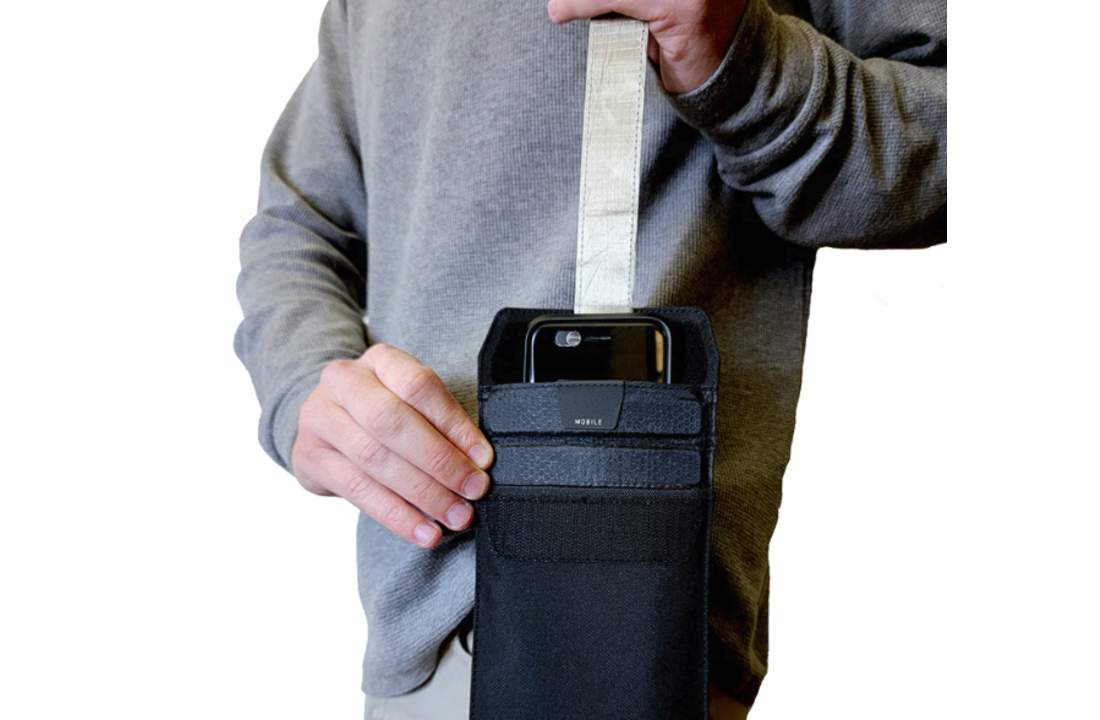 Faraday Mobile EXTRACT Bag Black
