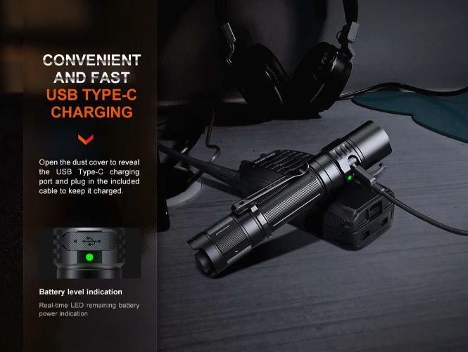 PD35R Zaklamp / Flashlight (1700 lumen)