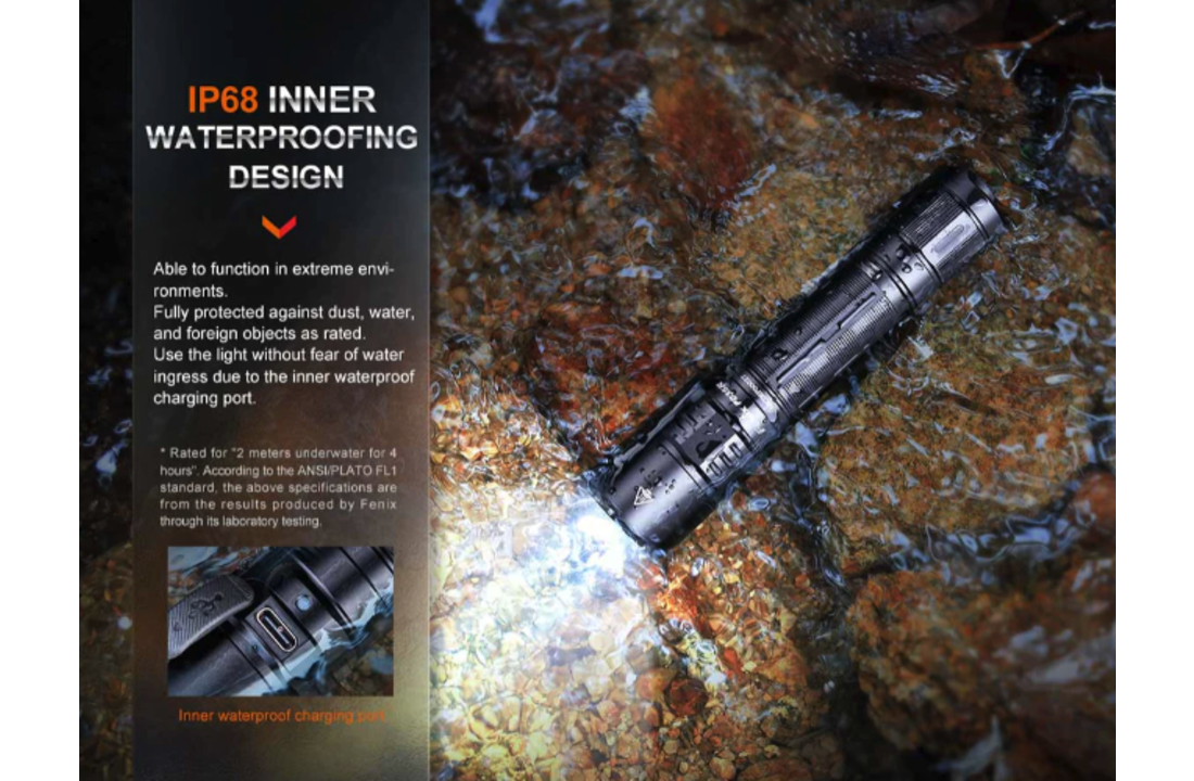 PD35R Zaklamp/Flashlight (1700 lumen)