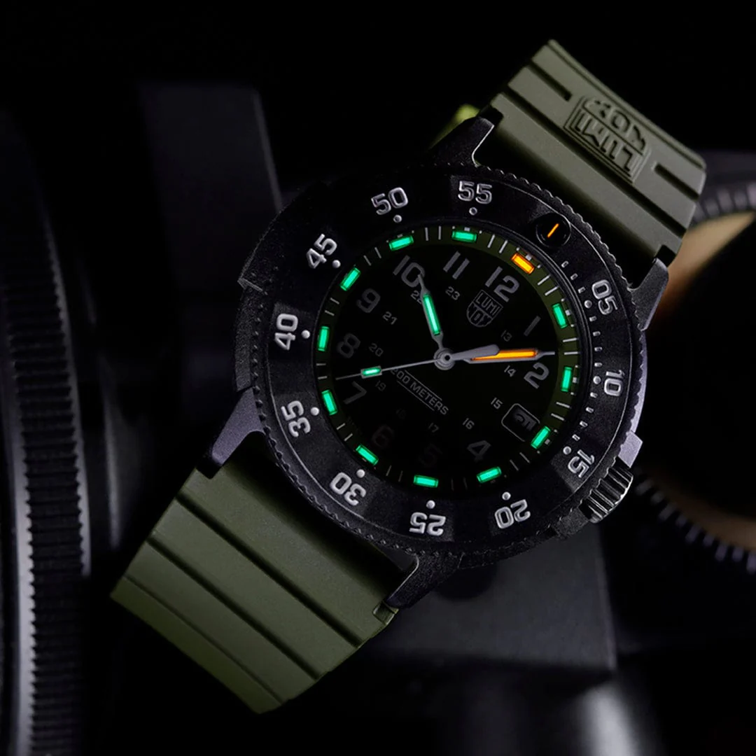3013 Original Navy Seal Green White (43mm)