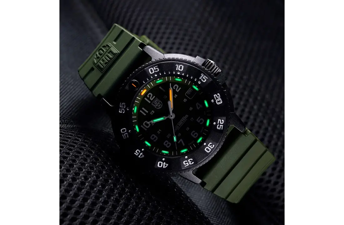 3013 Original Navy Seal Green White