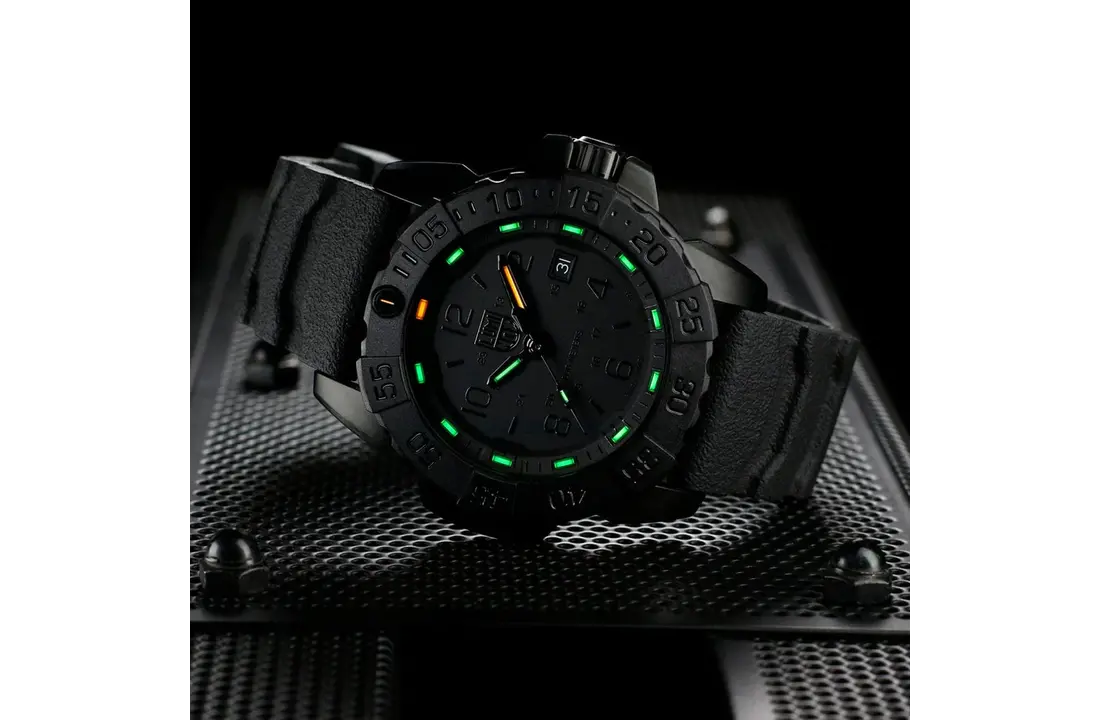 3251 Navy Seal Steel Black OPS