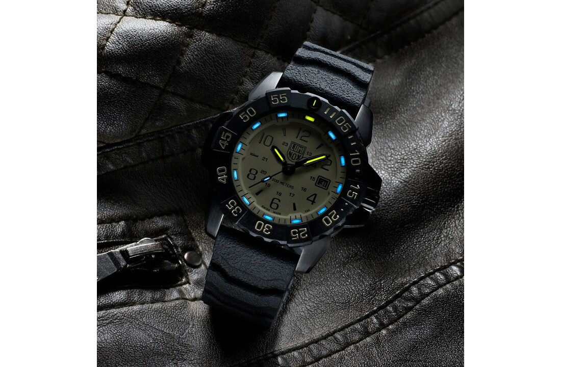 3251 Navy Seal Foundation Steel Black Desert (45mm)