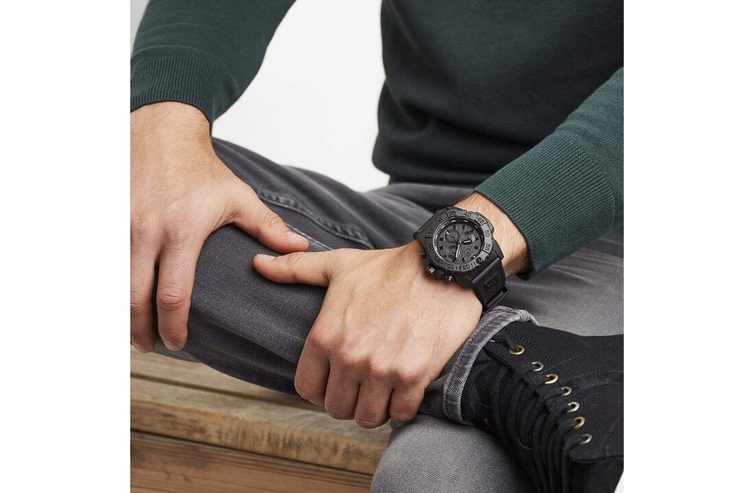 3581 Navy Seal Chronograph Black OPS (45mm)