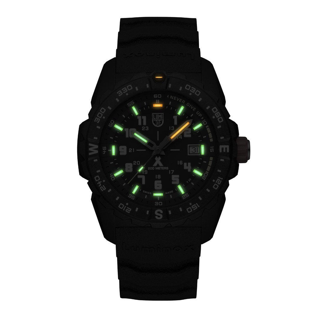 3735 Bear Grylls Survival Land  Green (43mm)
