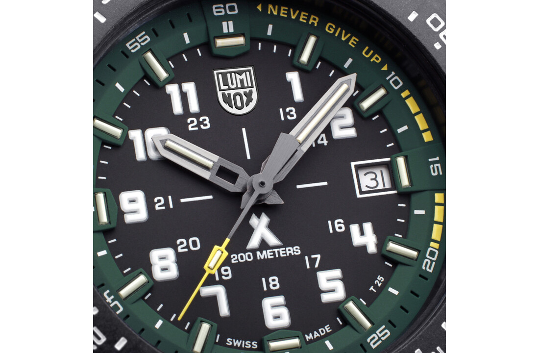 3735 Bear Grylls Survival Land Green