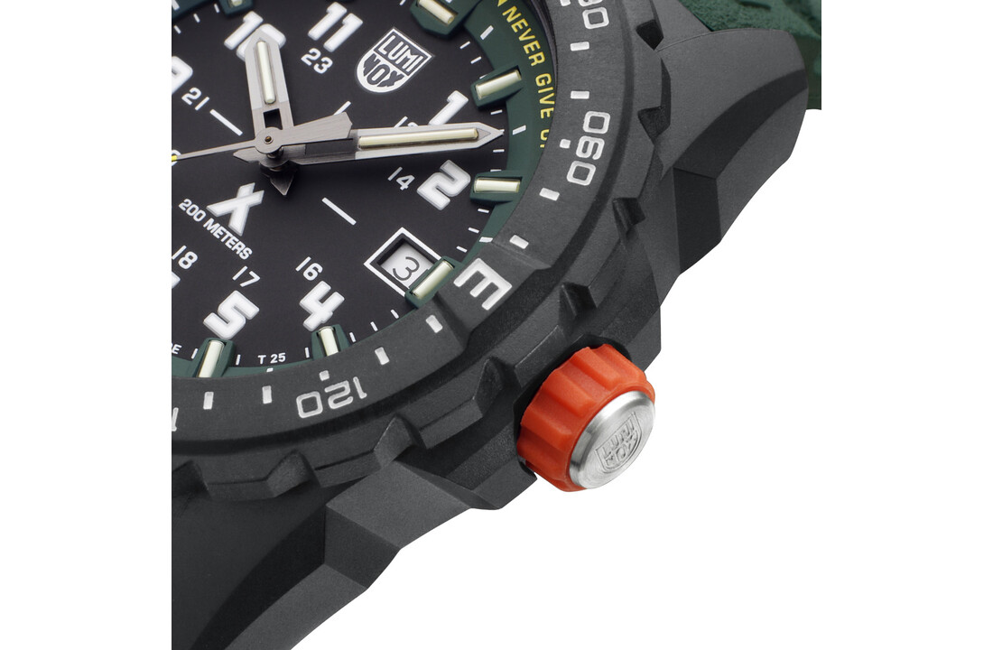 3735 Bear Grylls Survival Land Green