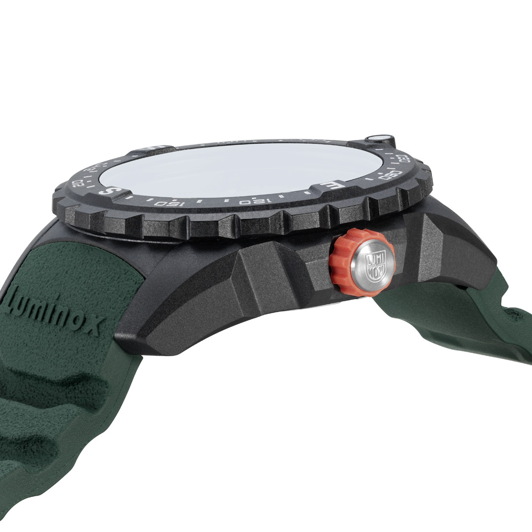 3735 Bear Grylls Survival Land  Green (43mm)