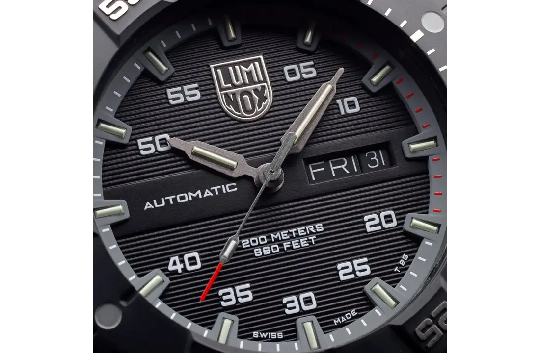 3862 Master Carbon Seal Automatic Grey