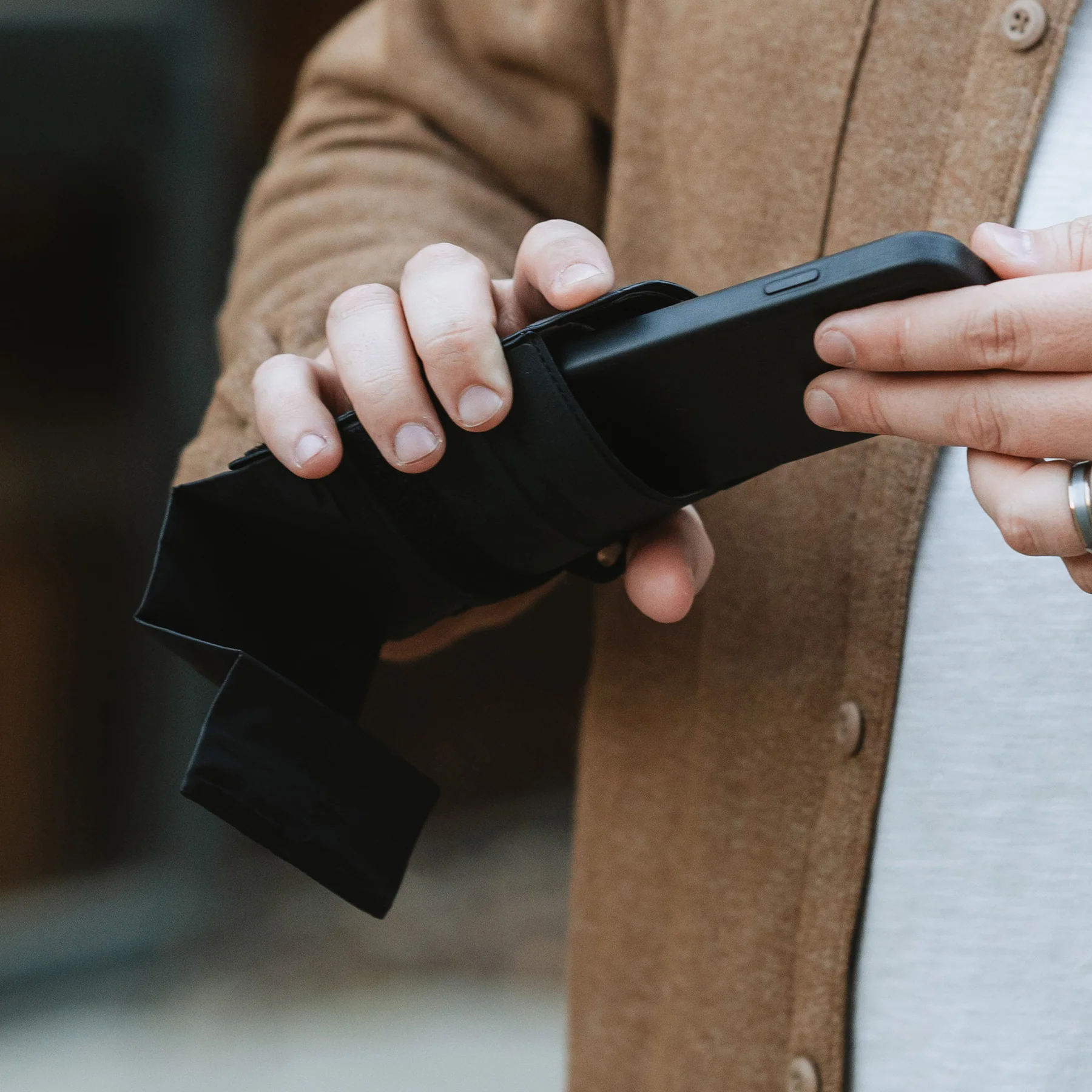 Faraday FOLD Mobile Sleeve Black