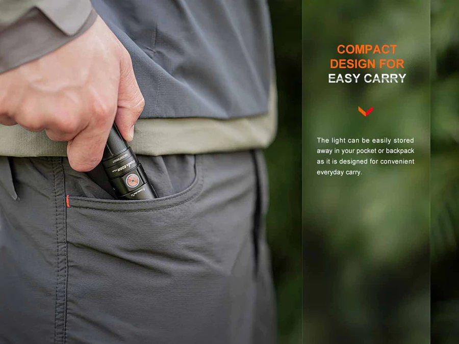 E28R V2.0 Zaklamp / Flashlight (1700 lumen) incl. Accu