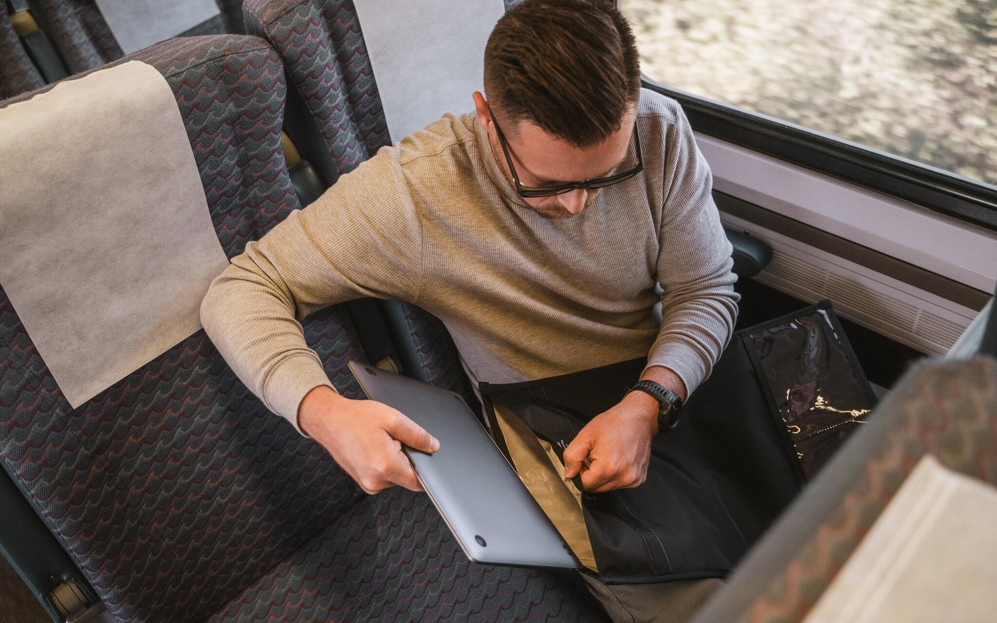 Utility Faraday Laptop Sleeve Non-Window