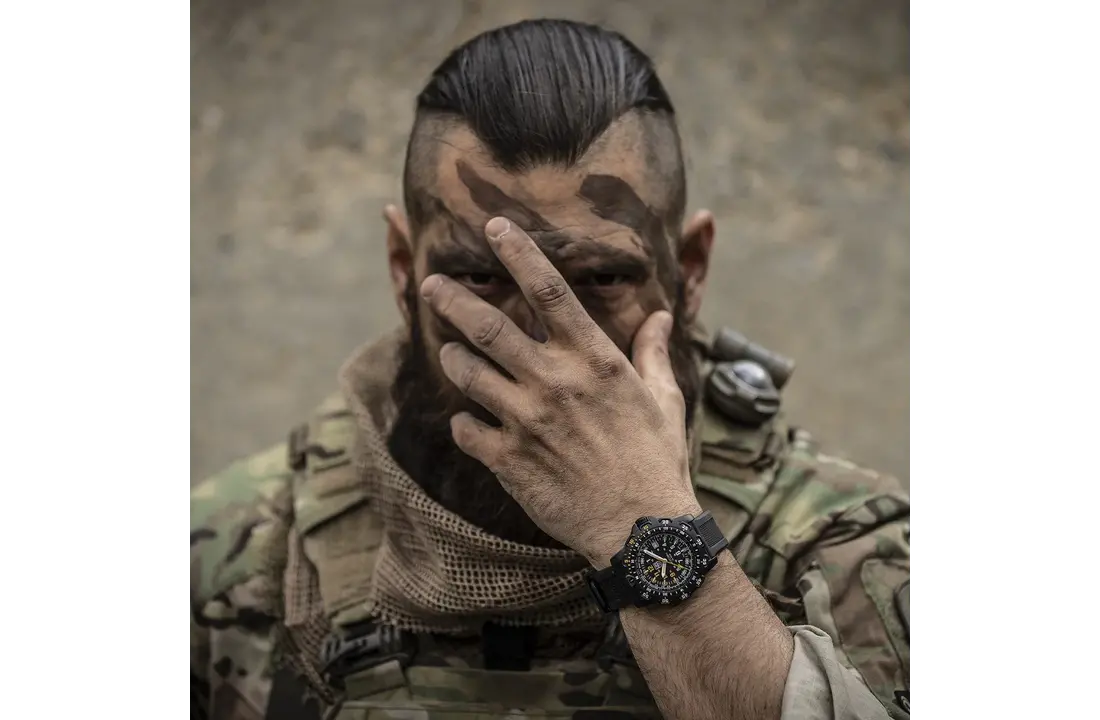 8825 RECON Point Man (45mm)