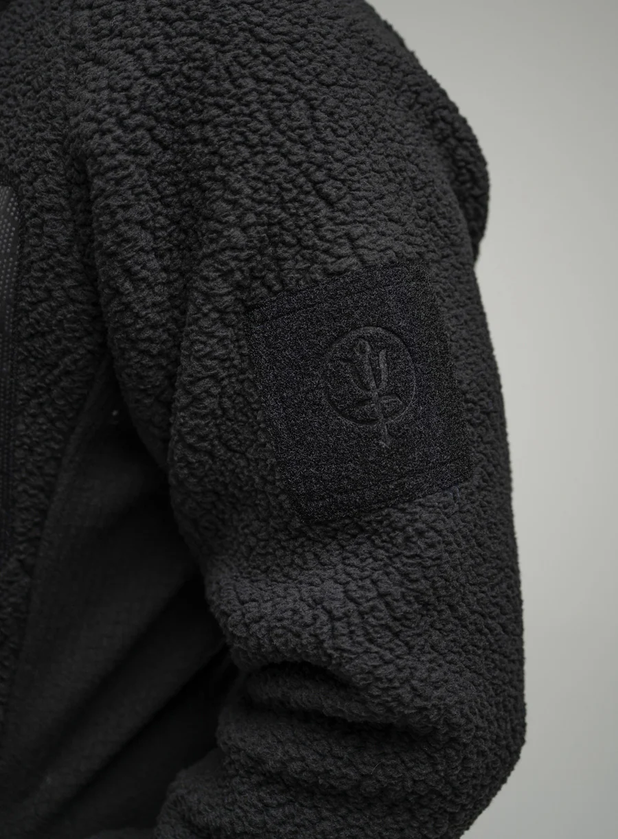 MANTRA Fleece Obsidian Black