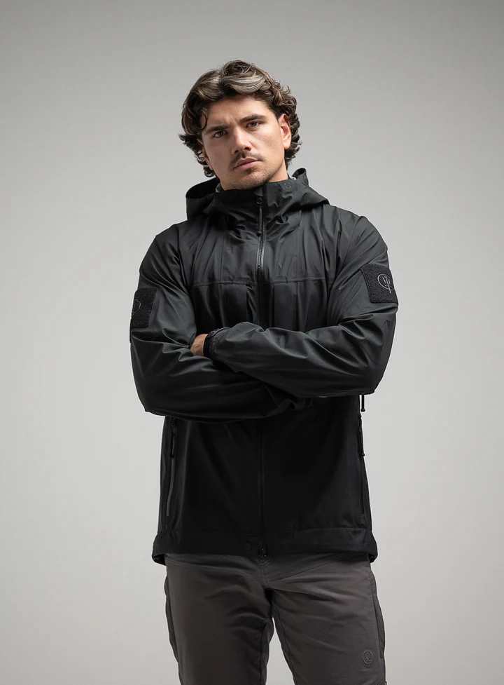 AIGIS Hardshell Jacket Obsidian Black Maat: L