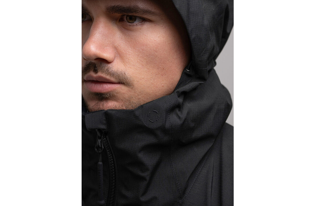 AIGIS Hardshell Jacket Obsidian Black Maat: L