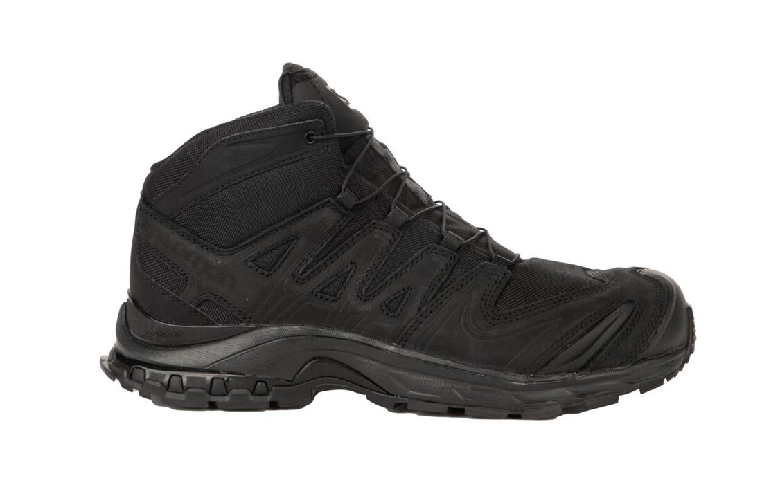 XA Forces MID WIDE Black EN