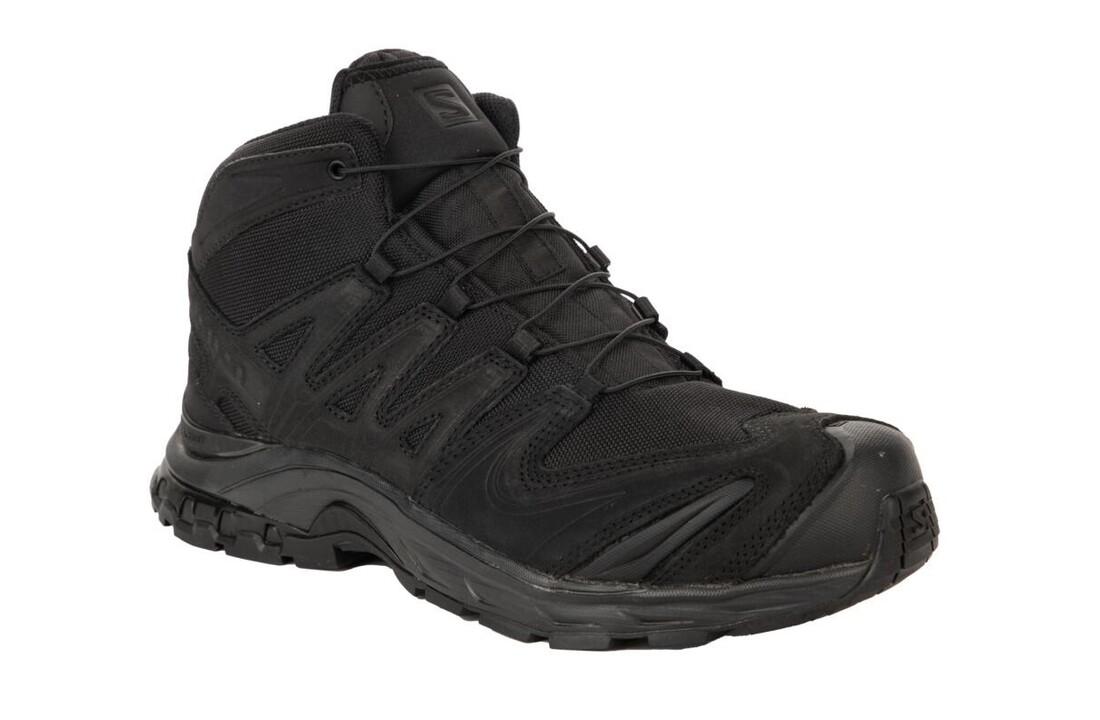 XA Forces MID WIDE Black EN