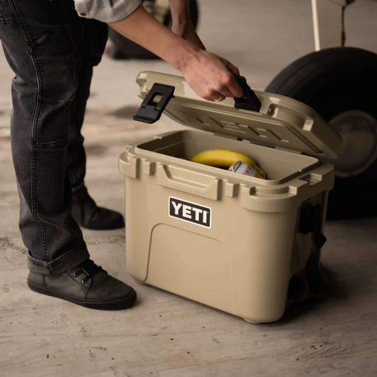 Roadie 15 Cooler Tan