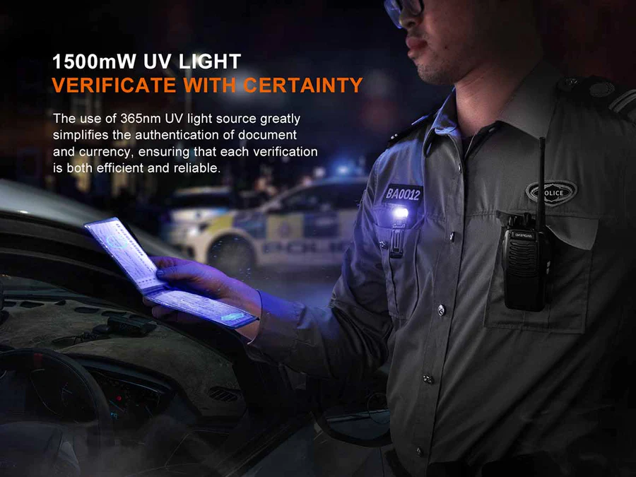 SW05R-UV Rechargable Clip-On UV Flashlight (150 lumen)