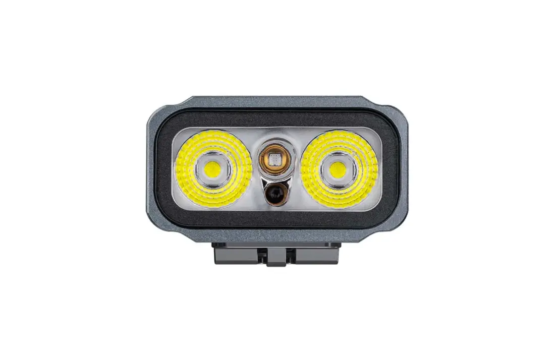 E06R Rechargable Mini Flashlight (700 lumen)