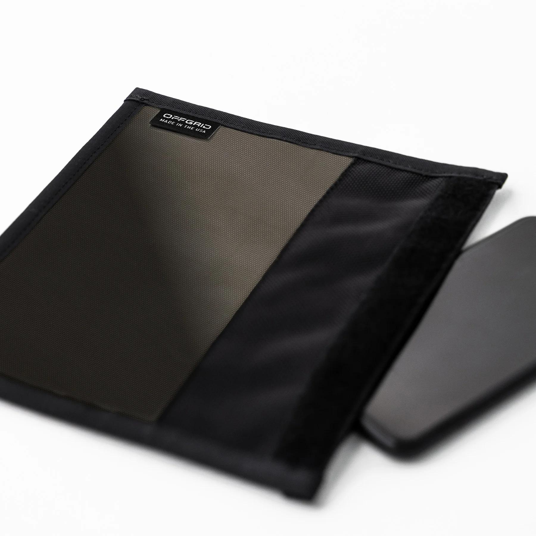 Utility Faraday Mobile Sleeve with Small Window