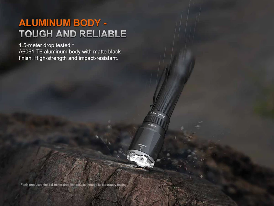 TK21R Zaklamp / Flashlight (3600 lumen)