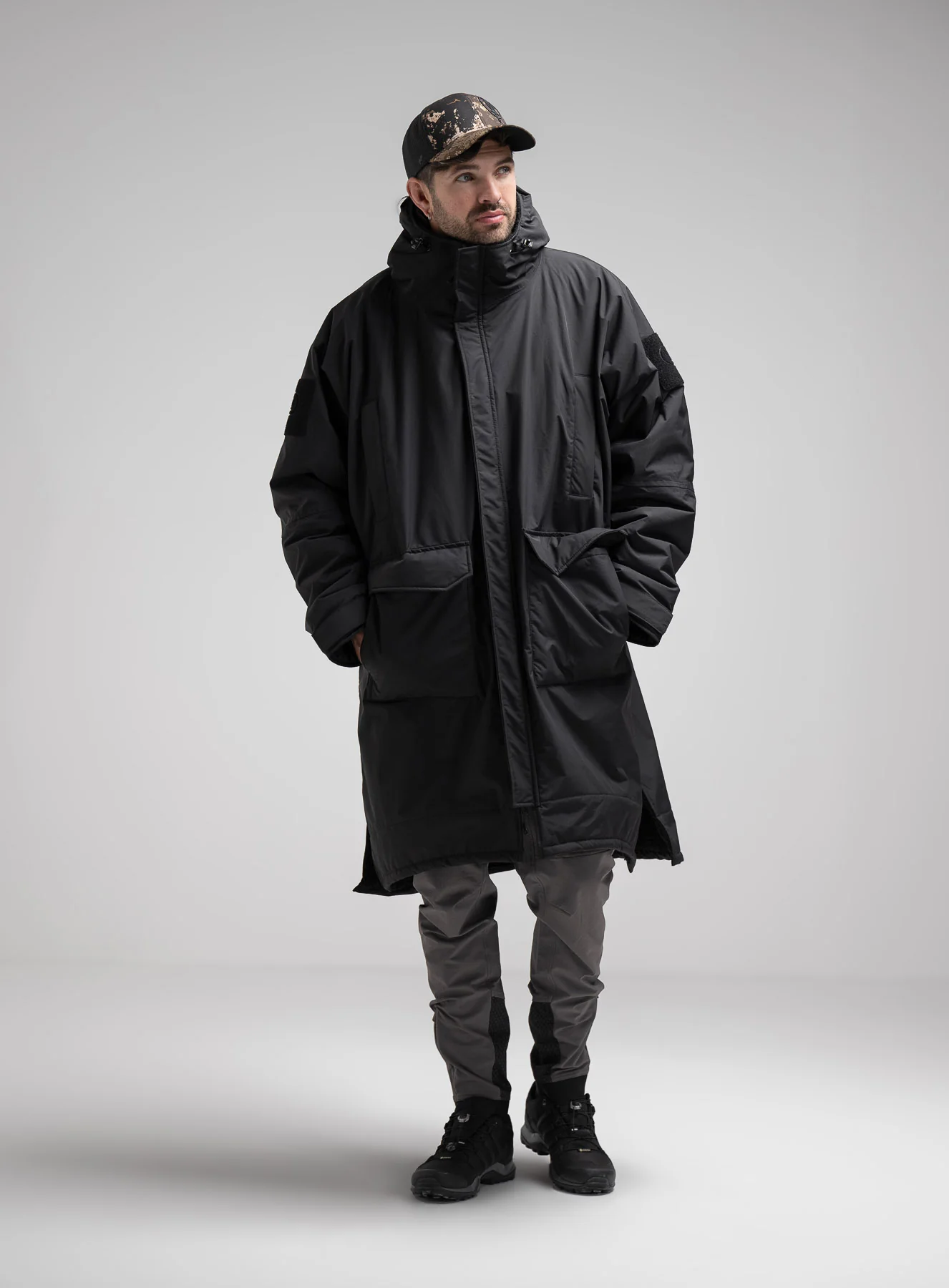 SHROUD Jacket Obsidian Black