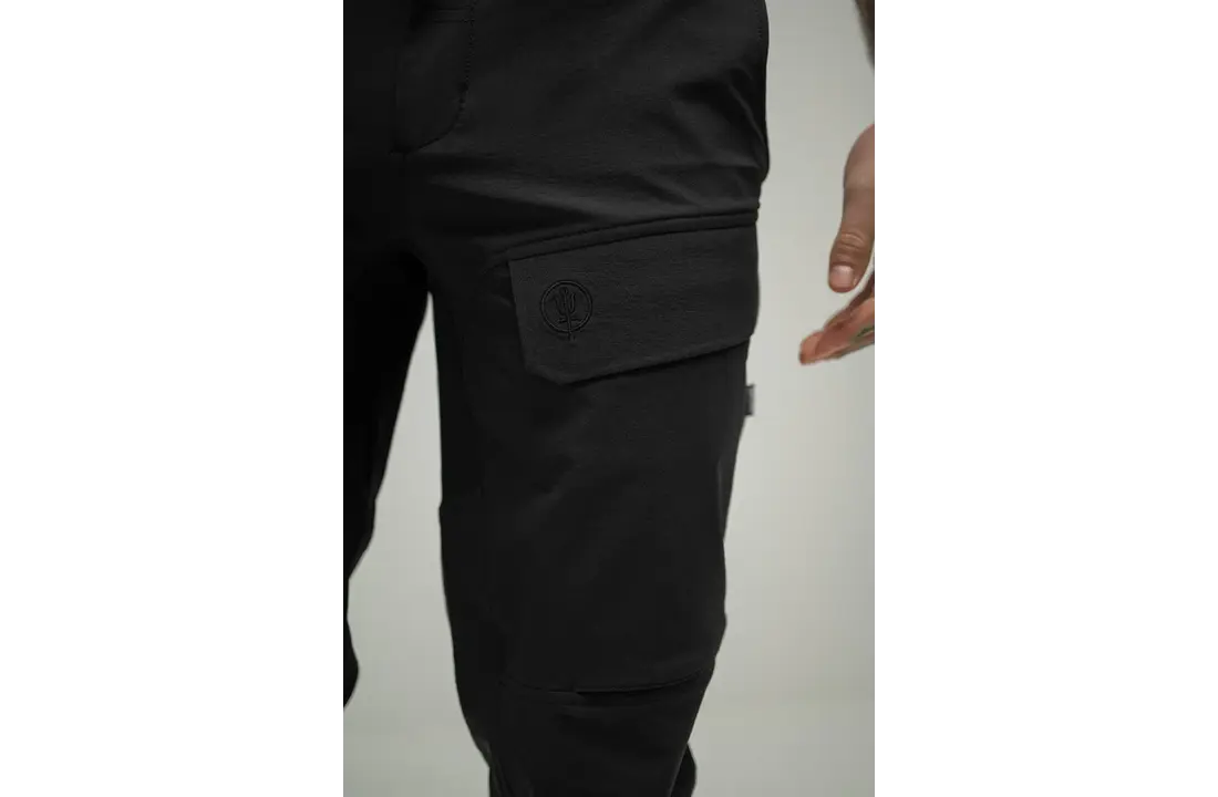 STRIKE Pants Obsidian Black