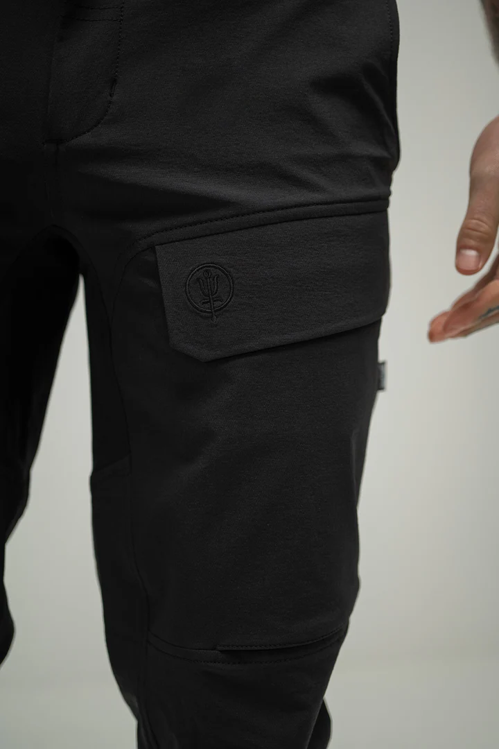 STRIKE Pants Obsidian Black