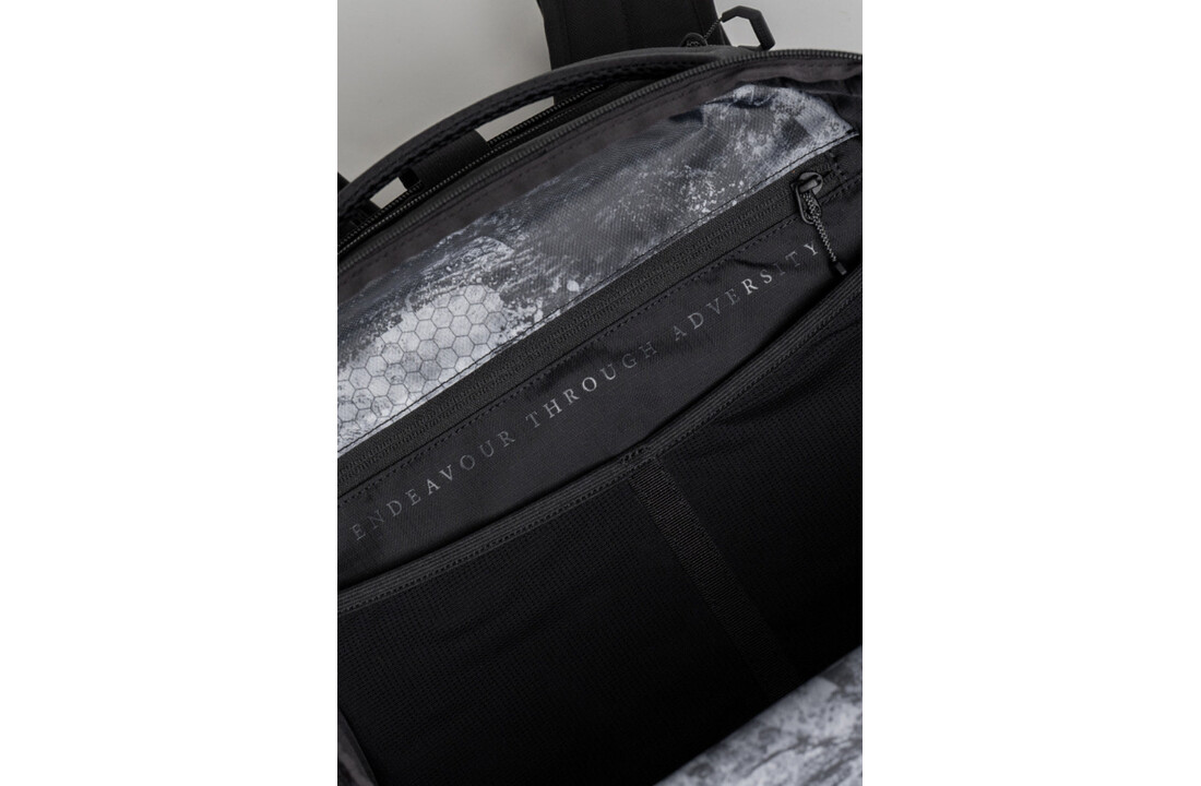 PHANTOM 25L Backpack Obsidian Black