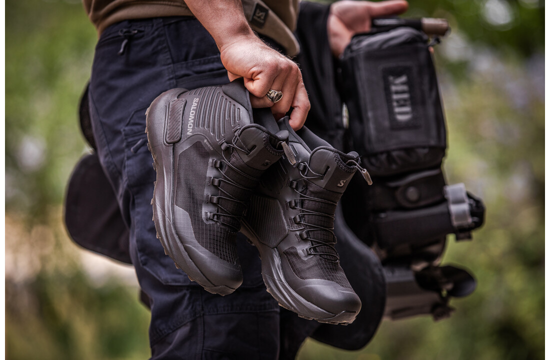 Genesis MID Forces GTX Black