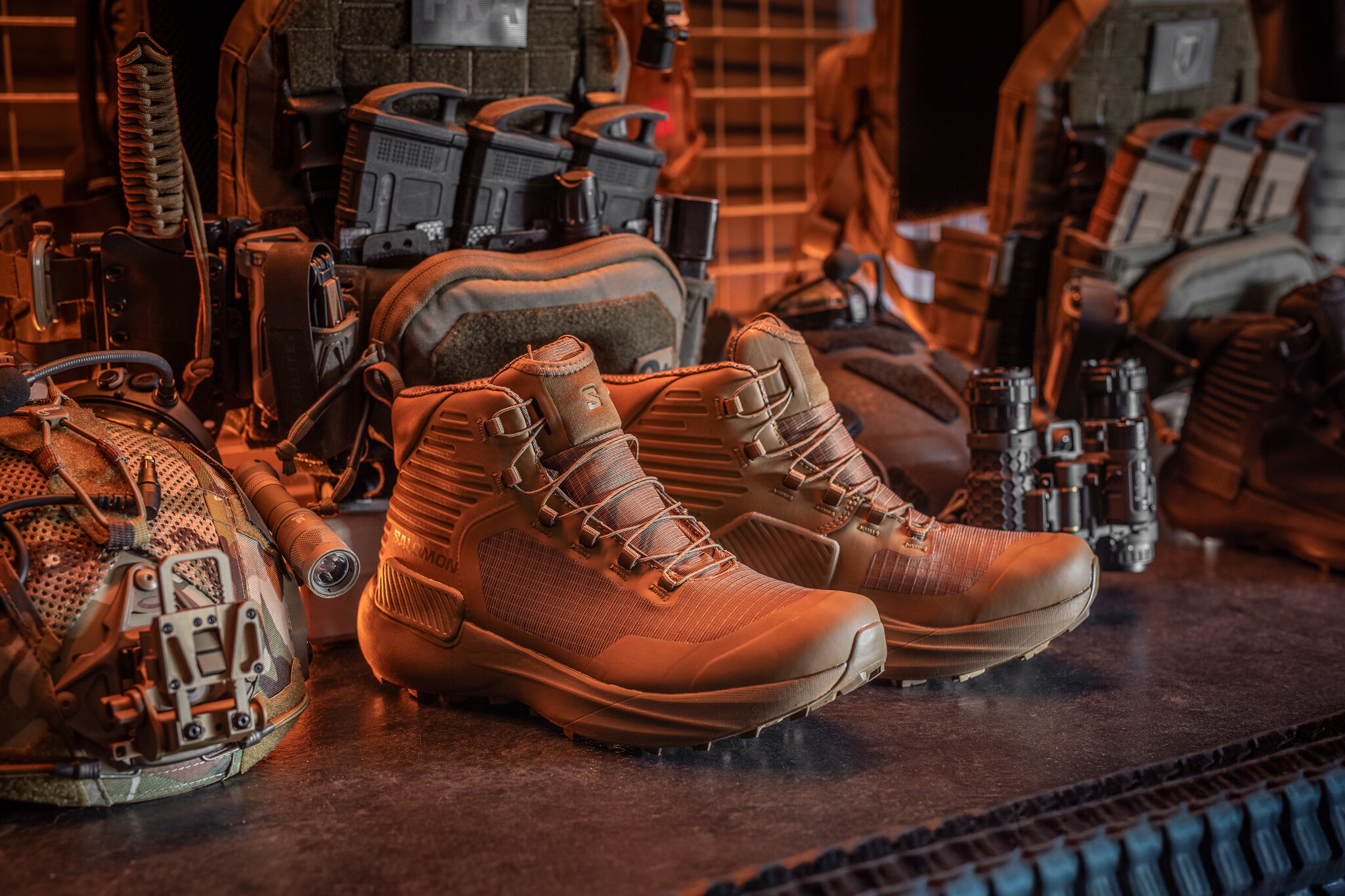 Genesis MID Forces GTX Coyote