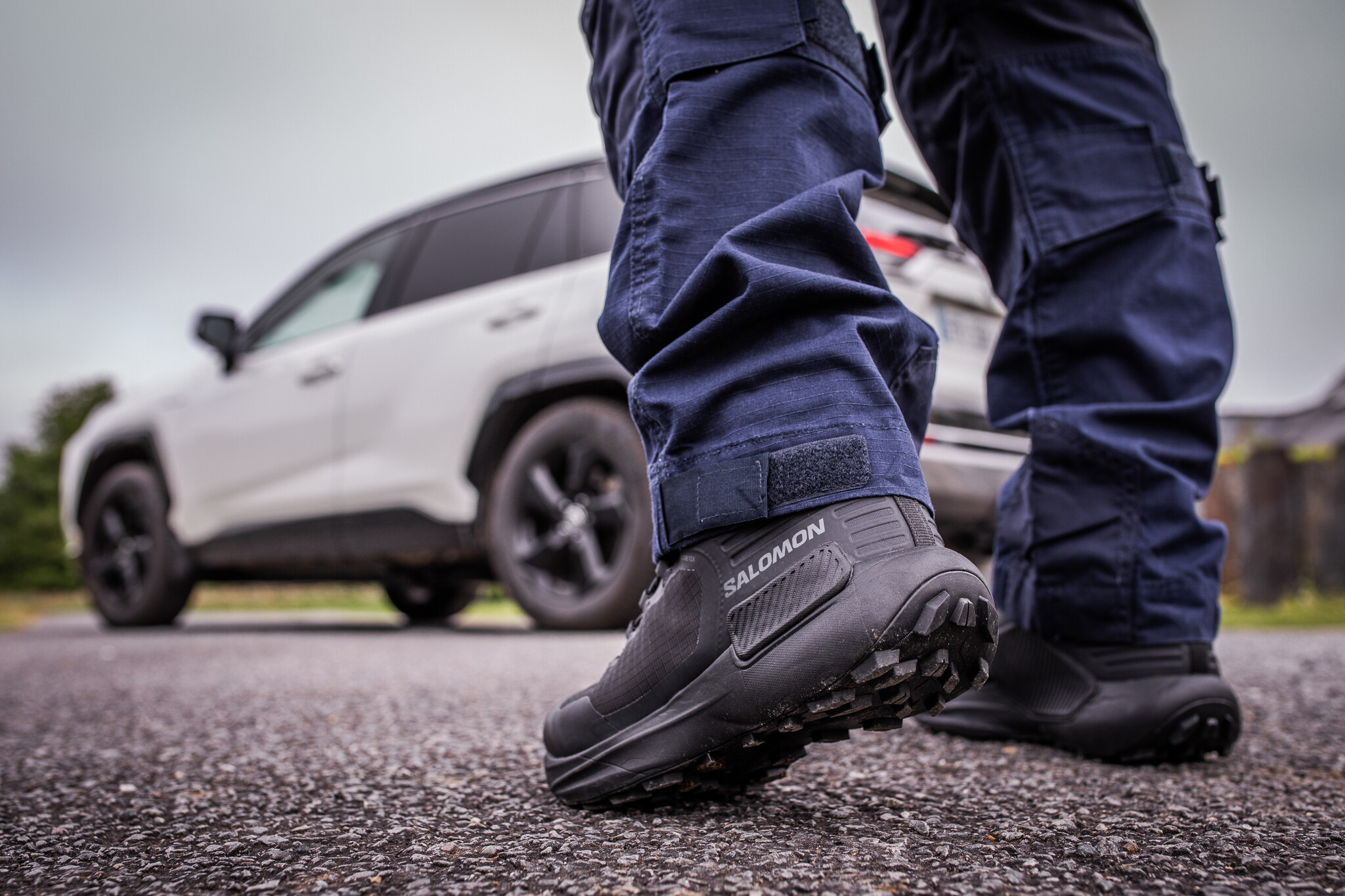 Genesis MID Forces Black