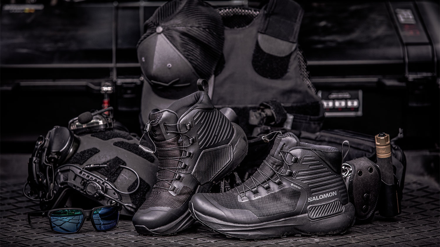 TACTICAL GEAR VOOR OUTDOOR GEBRUIK - GEARLIMITS