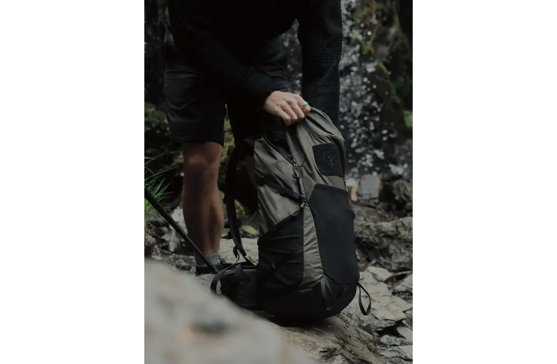 PINNACLE 28L Backpack Olive Green