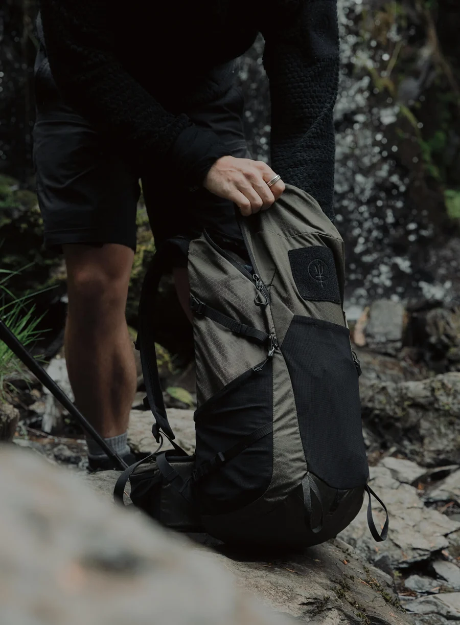 PINNACLE 28L Backpack Olive Green