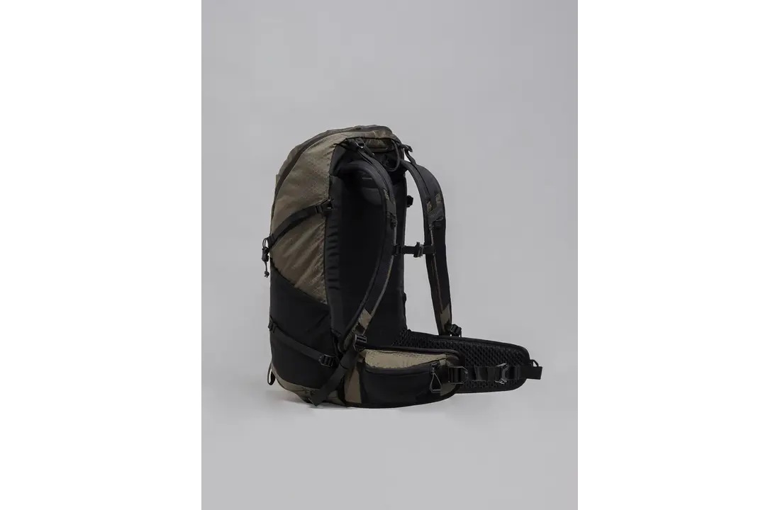 PINNACLE 28L Backpack Olive Green